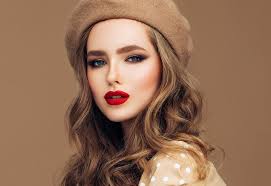 راز آرایش پاییزی بادوام: چگونه از پوسته پوسته شدن جلوگیری کنیم؟