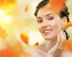 روتین ۵ مرحله‌ای مراقبت پوست در پاییز ۱۴۰۴ | برنامه صبح تا شب + محصولات اورفلیم