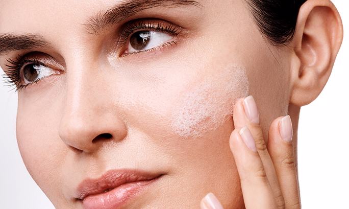 چگونه یک پاک کننده عالی برای نوع پوست خود انتخاب کنید