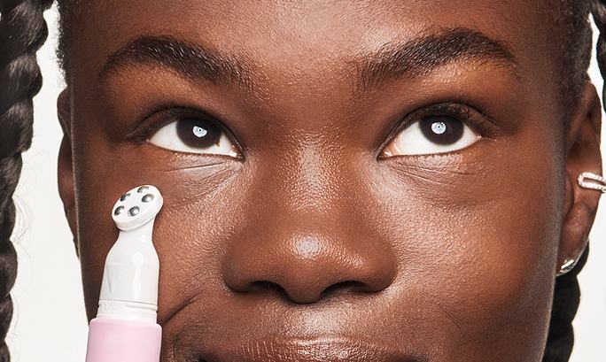 چگونه سیاهی زیر چشم را یکبار برای همیشه از بین ببریم؟